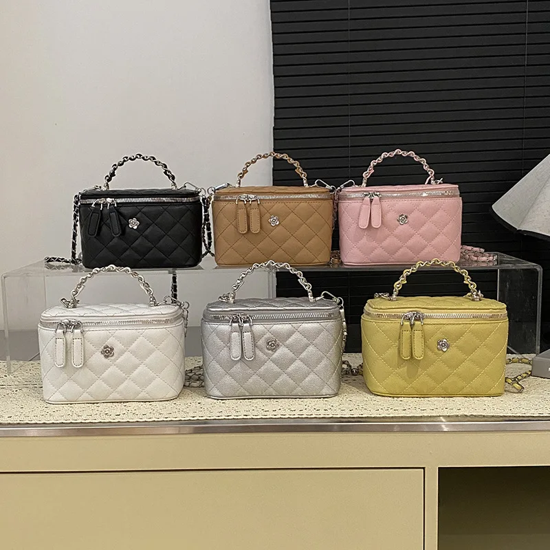 

Versatile 2025 Women’s Crossbody Bag, Premium Box Style Shoulder Purse, Multi-functional for Work, City & Evening Style