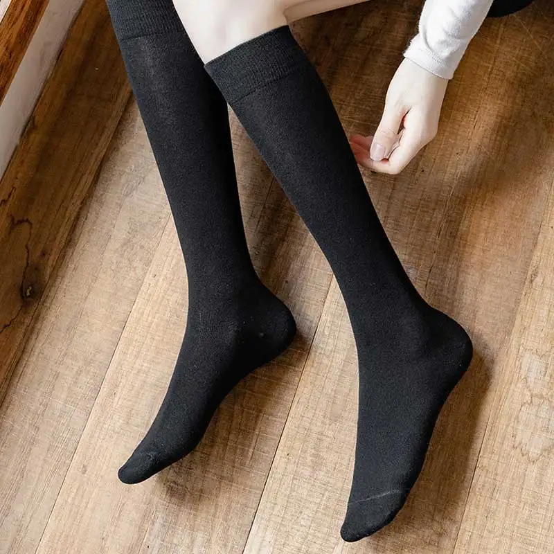 Kaus Kaki Lutut Wanita Kaus Kaki Hangat Musim Dingin Katun Tabung Tinggi Kaus Kaki Panjang Seksi Menari Pesta Hitam Putih Kaus Kaki Betis Modis