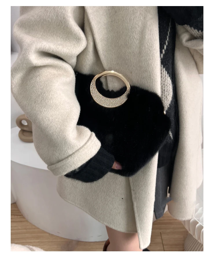 2023 New Winter Mink Lady Handbag Real Mink Gold Diamond Handle Designer Simple Fashion Furry Fur Handbag For Women