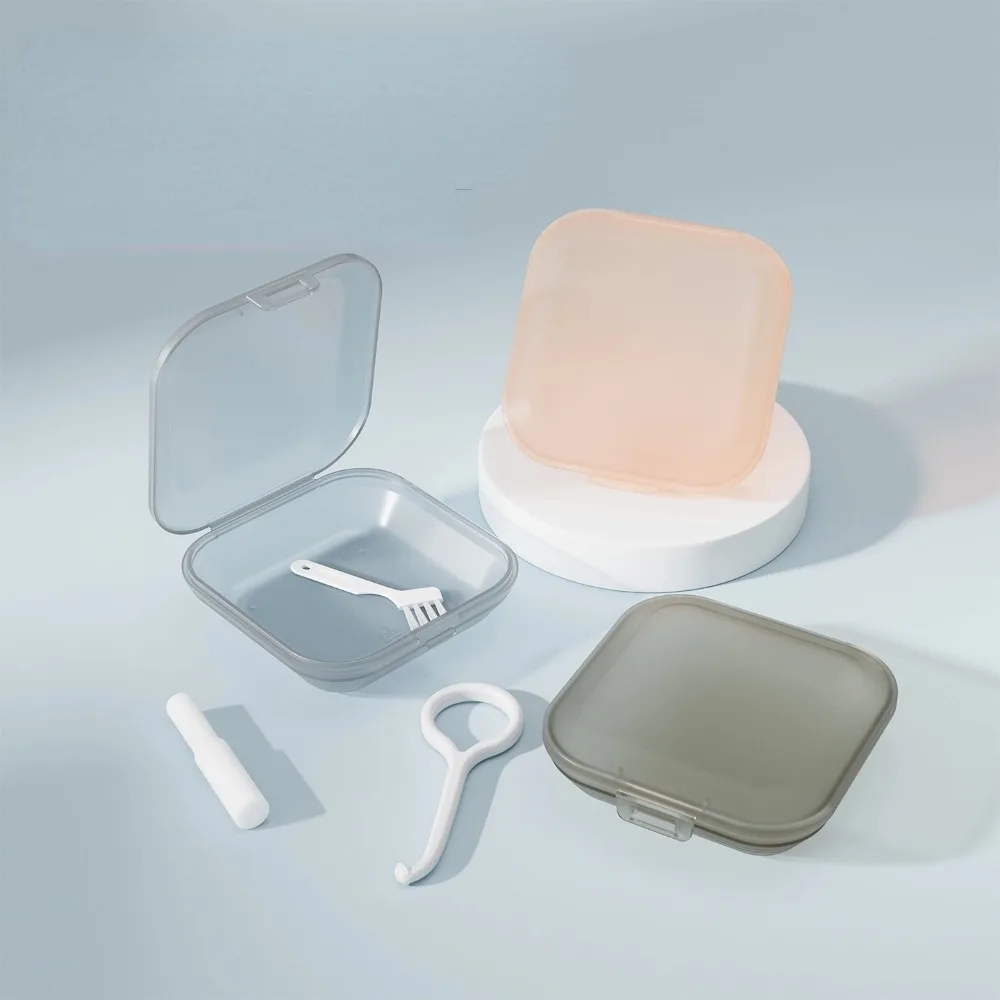 

New Portable Retainer Case with Aligner Remover Brush Leakproof Denture Box BPA Free Orthodontic Mouth Guard Holder for Travel