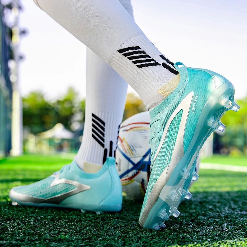 

Men New FG Football Boots Sneakers Cleats Professional Field Male Soccer Shoes Fast Training High Quality Football Shoes Match