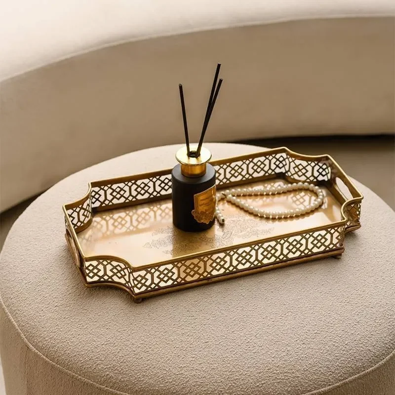 Luxury Brass Fruit Plate Large Coffee Table Tray Retro Nordic Style Decorative Serving Platter for Villa Clubhouse High End