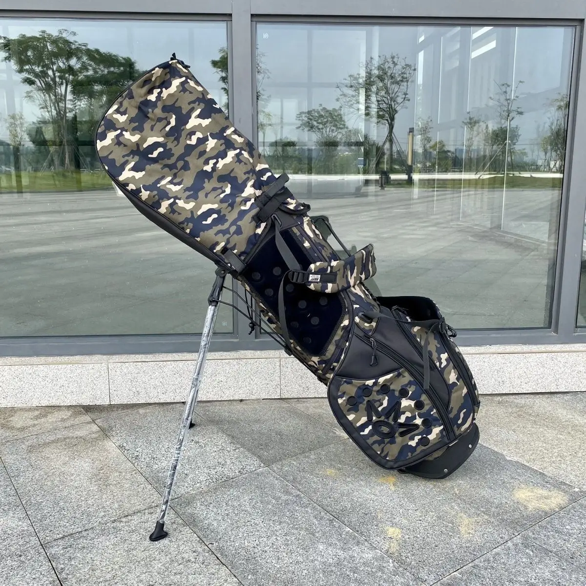 

Tactical Camouflage Golf Bag, Waterproof Nylon Sling Design, Ultra-Light Unisex Large Capacity Club Organizer