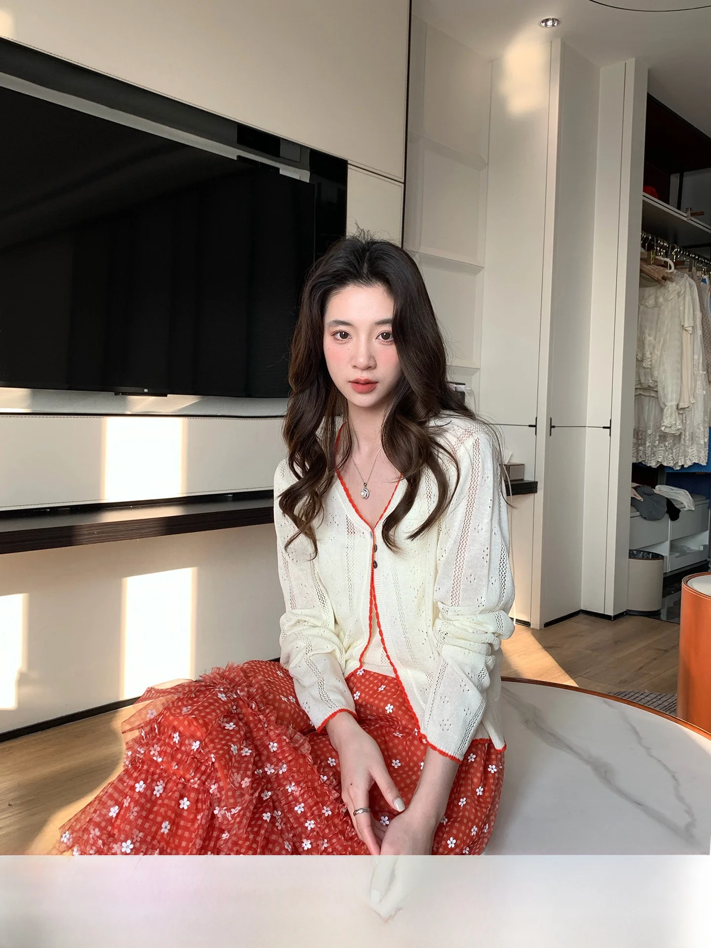 

Женский вязаный кардиган INGCON из льна и вискозы, весна 2026, в стиле колор-блок, ранняя весна, красивый комплект, для создания непринужденной атмосферы