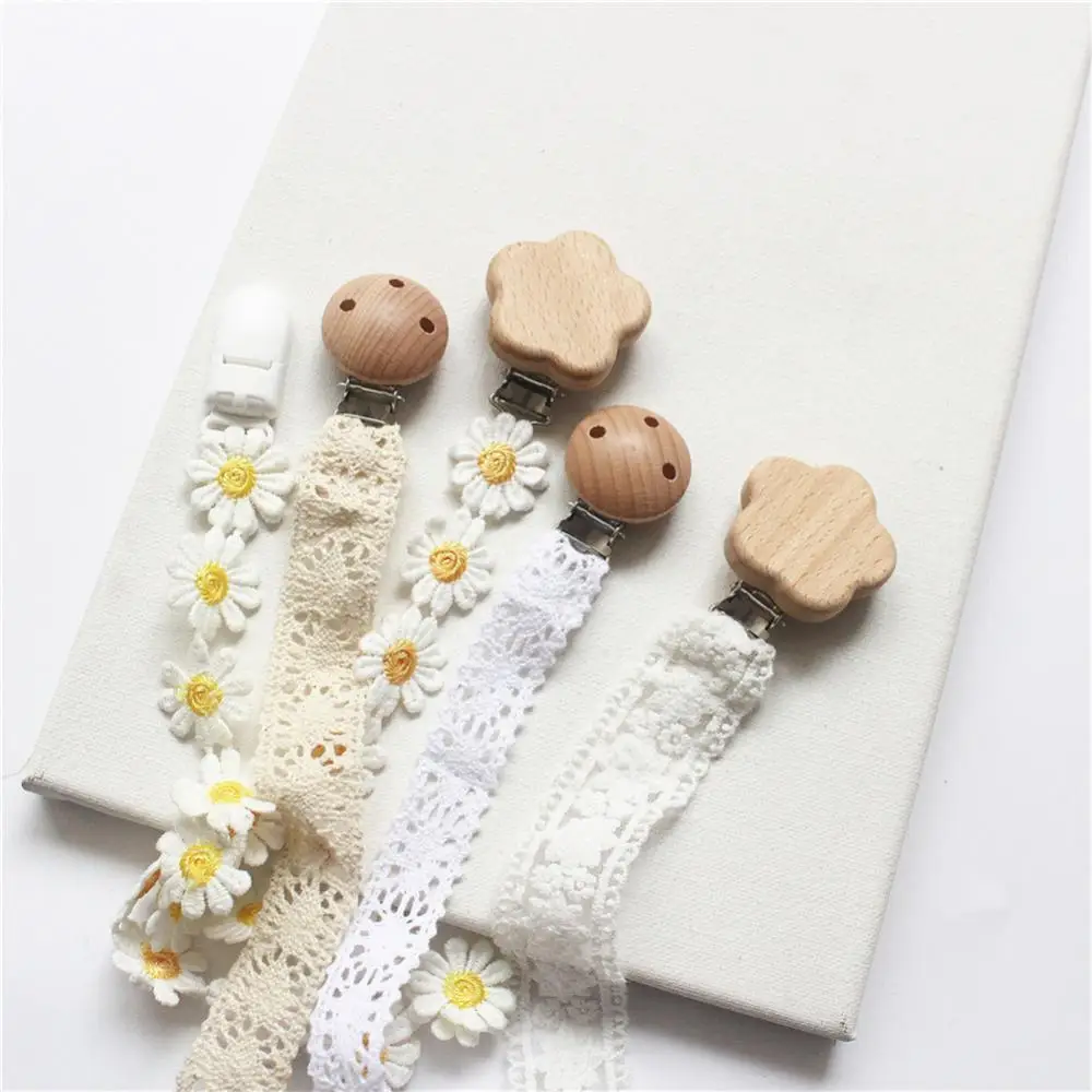 Hand-embroidered Baby Pacifier Clip Chain Anti-drop Pacifier Holder Nipple Soother Clips Sweet Daisy Lace Pacifier Accessories