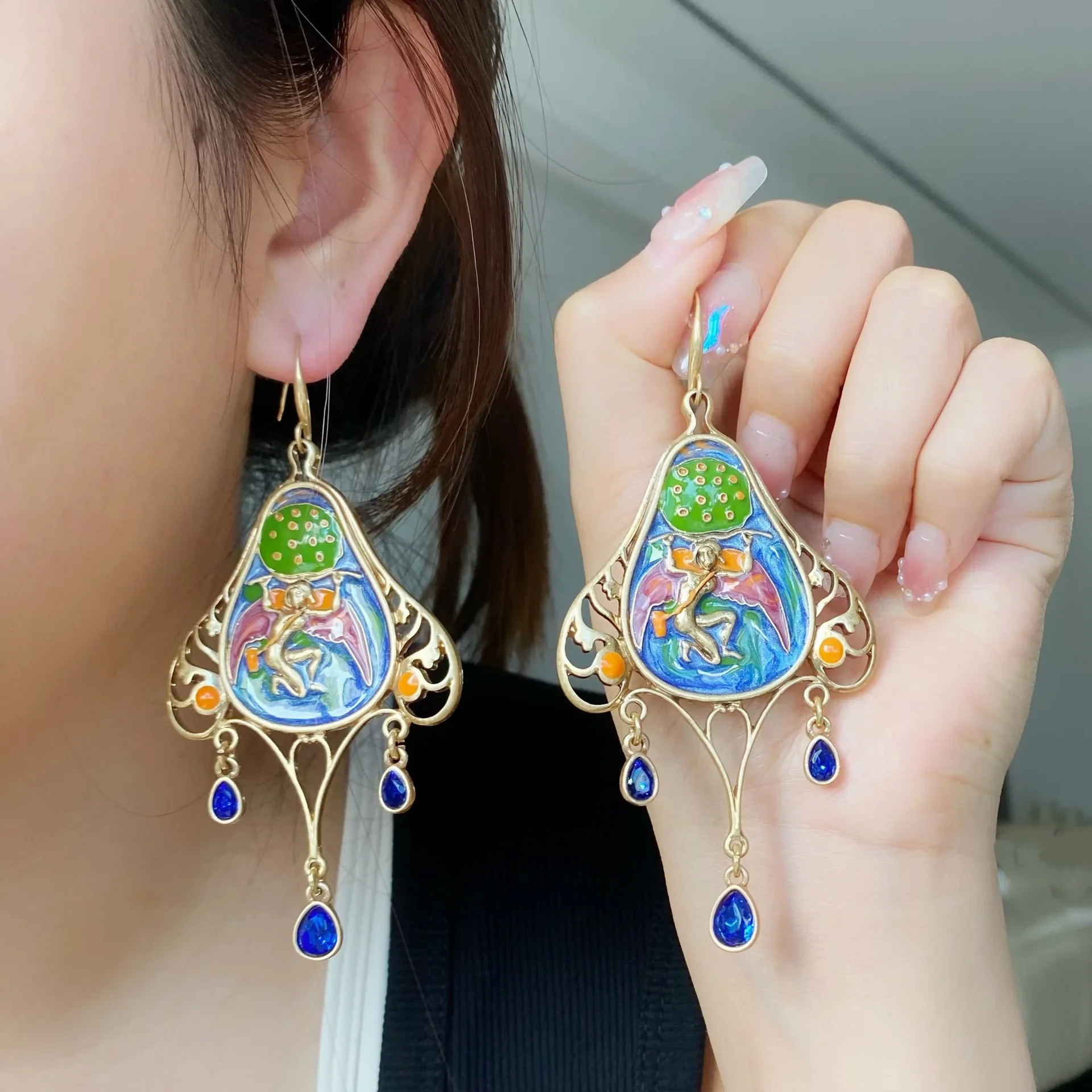 Qingdao vintage high end women earrings elegant temperament enamel craftsmanship sweet tassel cheongsam Hanfu earrings