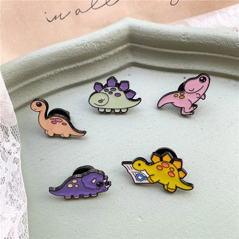 Cute Cartoon Big Eye Dinosaur Enamel Brooch Fashioon Stegosaurus Brachiosaurus Animal Badge Lapel Pins Gifts Jewelry For Women