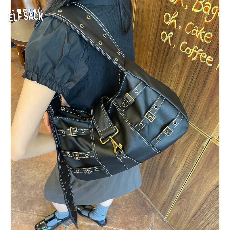 

ELFSACK 2025 Autumn New Arrival Streetwear Buckle Design Vintage Large Capacity Crossbody Bag For Woman