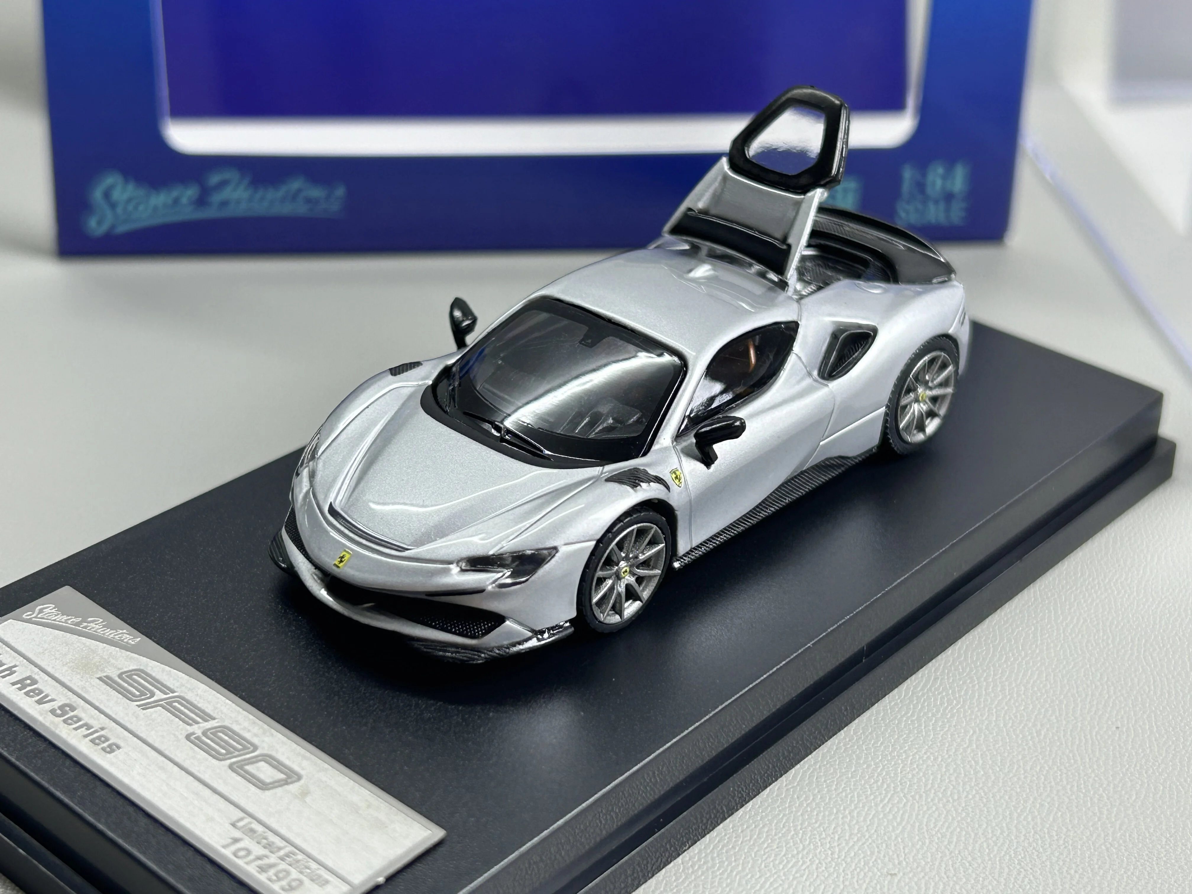 Stance Hunters SH 1:64 Ferrari Novitec SF90 Supercar, modello di auto in lega