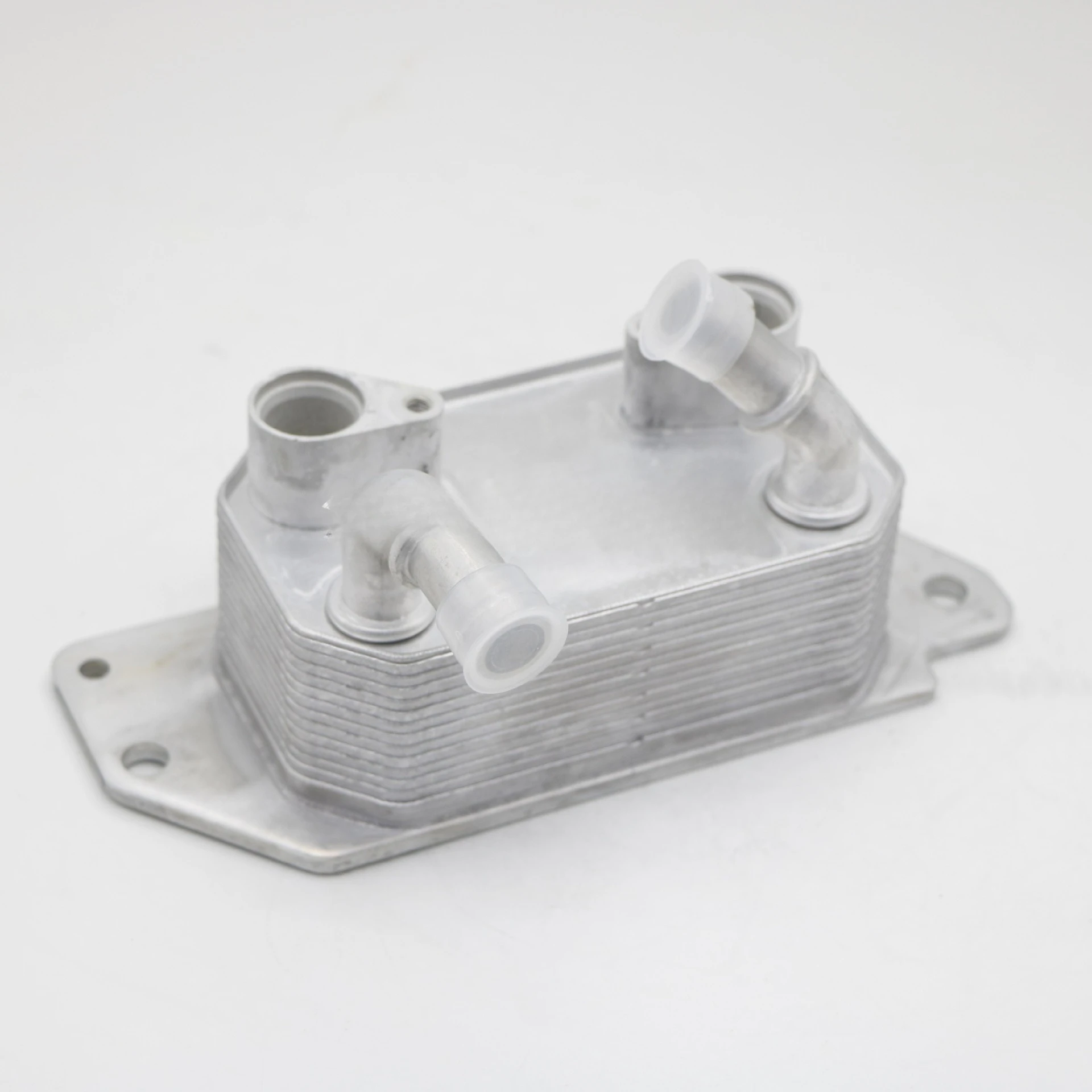 

Automobile standard installation oil cooler radiator engine CV6P7869AE