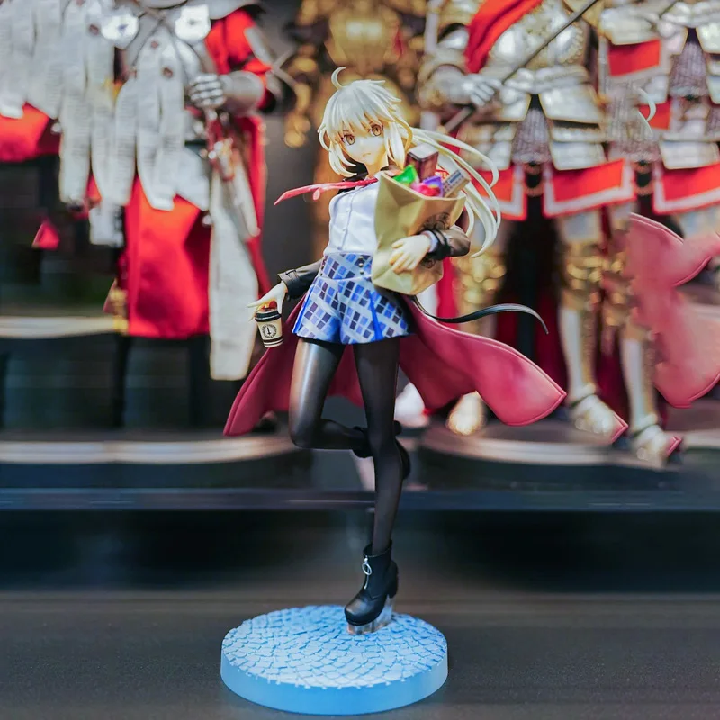 

Fate Series Artoria Heroic Travel Outfit Figure Toy Crown Designated King Arthur Miniature Doll Dumb Swordsman Table Ornament
