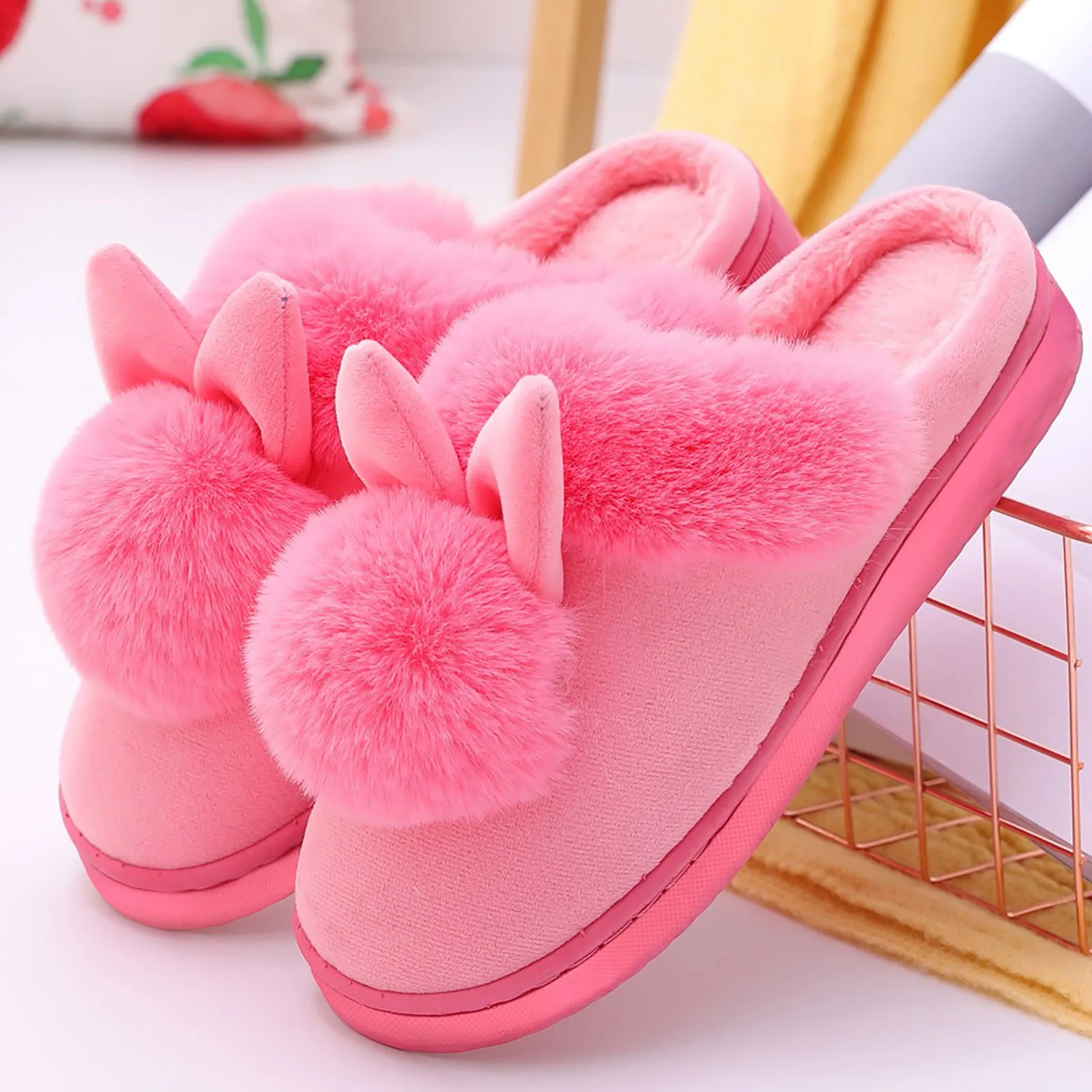 Women Winter Home Slippers Non-Slip Soft Warm House Shoes Ladies Indoor Bedroom Slipper Couples Cartoon Cute Rabbit Floor Slides