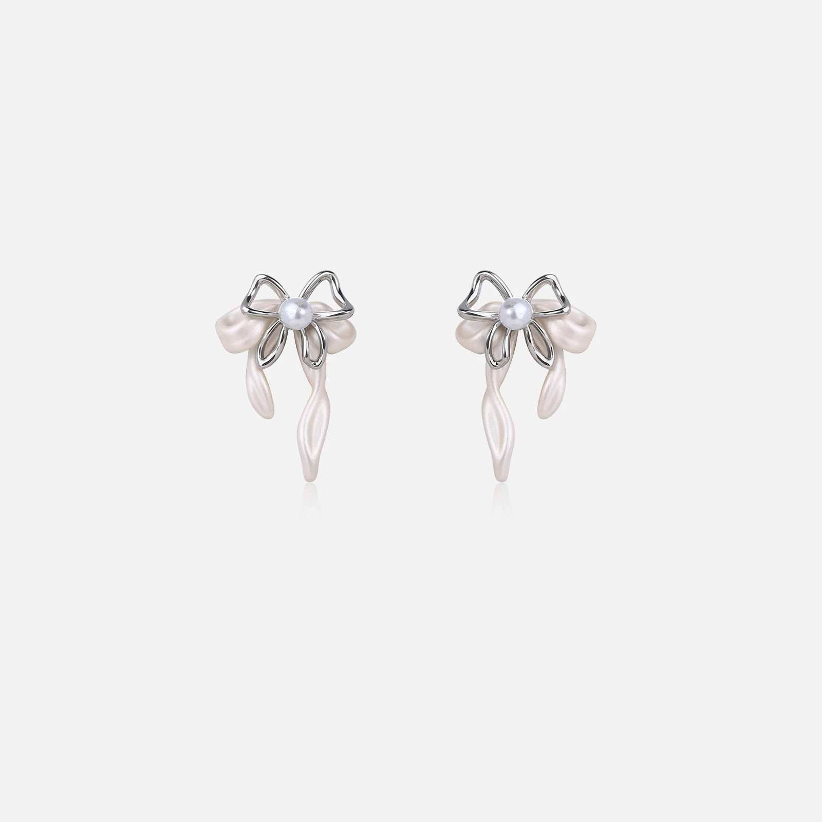 Two Tone Satin Ribbon Bow Stud Earrings for Women Silver Tone Pearl Dangle Bow Earrings Elegant Fashion Jewelry Wedding Gift