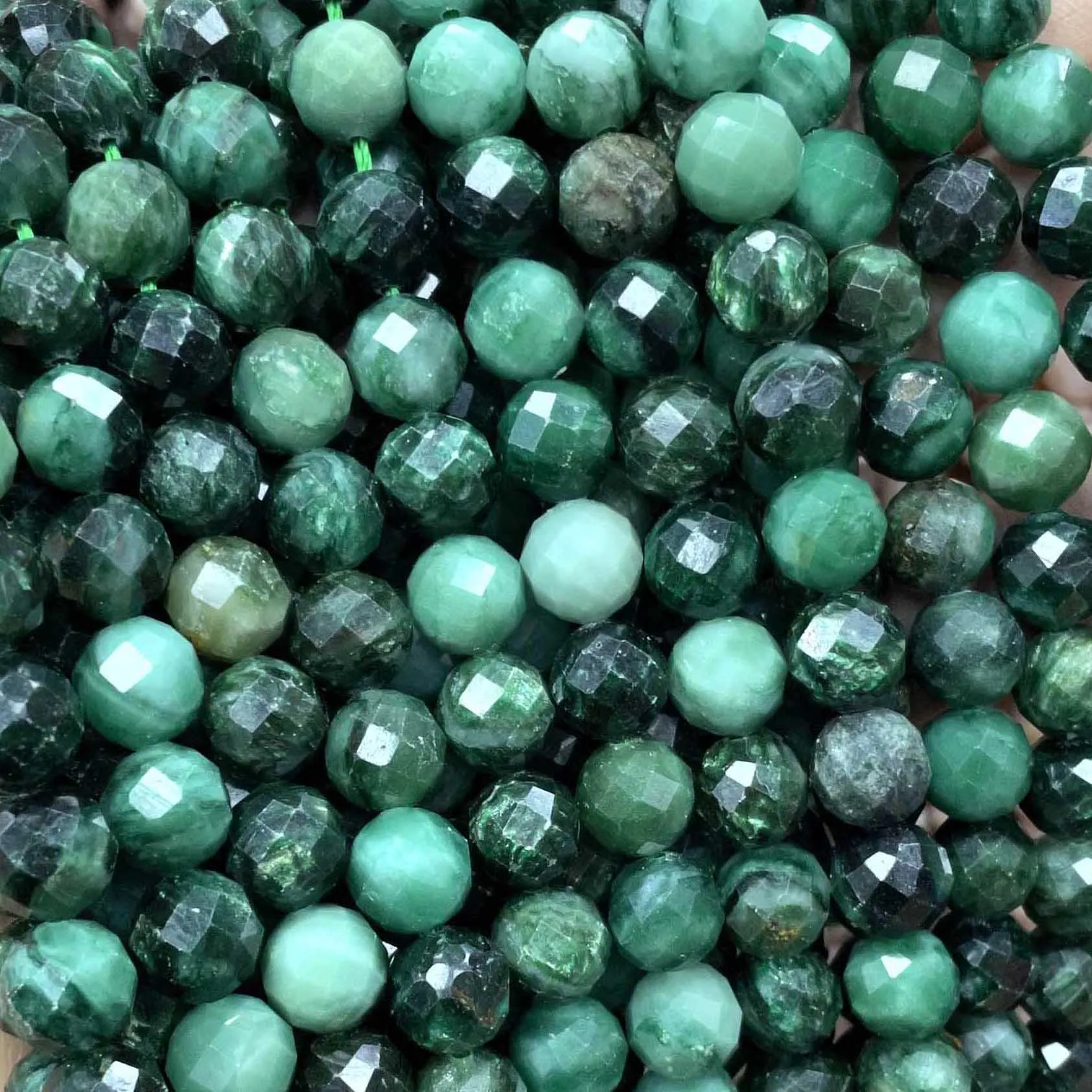 6/8/10MM Naturstein Facettierter Smaragdgrüner Edelstein Runde Spacer Perlen für Schmuckherstellung DIY Halskette Zubehör 7,5'' Zoll
