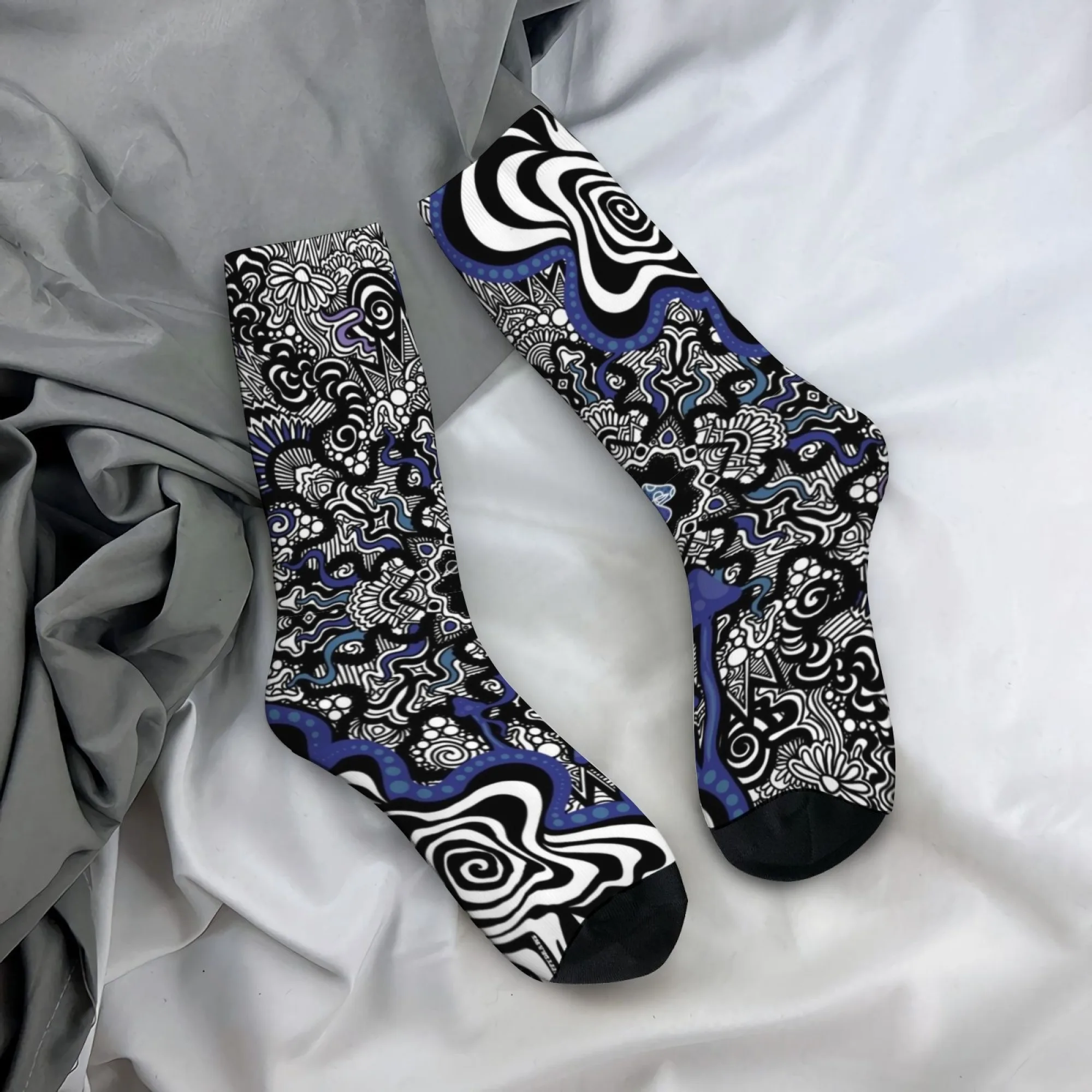 Psychedelic Mandala Socks Durable Lightweight Smooth Men's Socks Cycling Hiking Camping Trendy Street Hip Hop Compression Socks