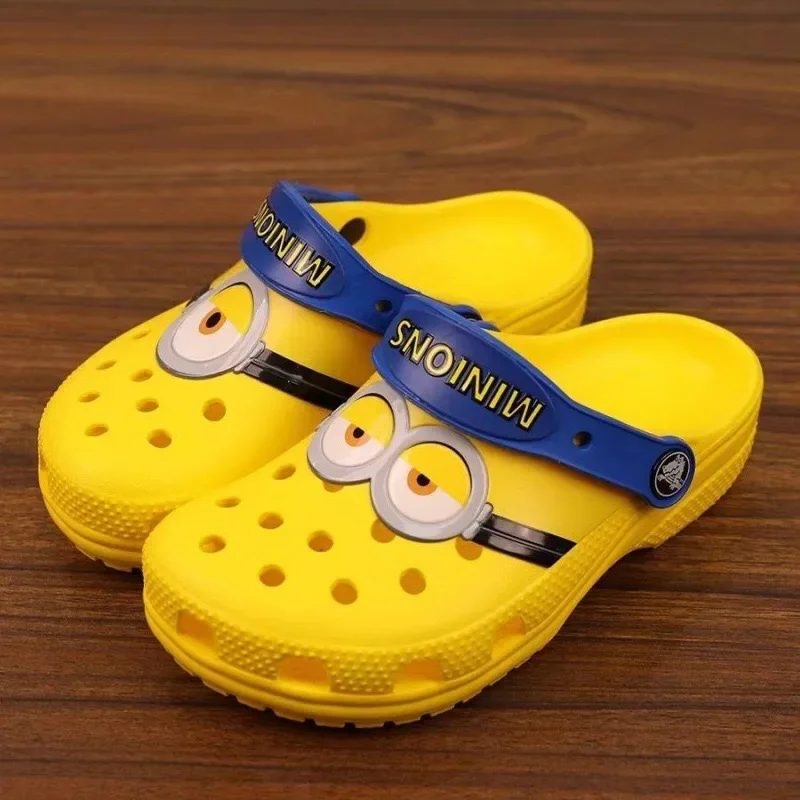 Miniso Anime Minions Sanrio Pokemon Hole Slippers Sandals Cartoon Lightninged Mcqueens Solid Waterproof Slippers Eva Shoes