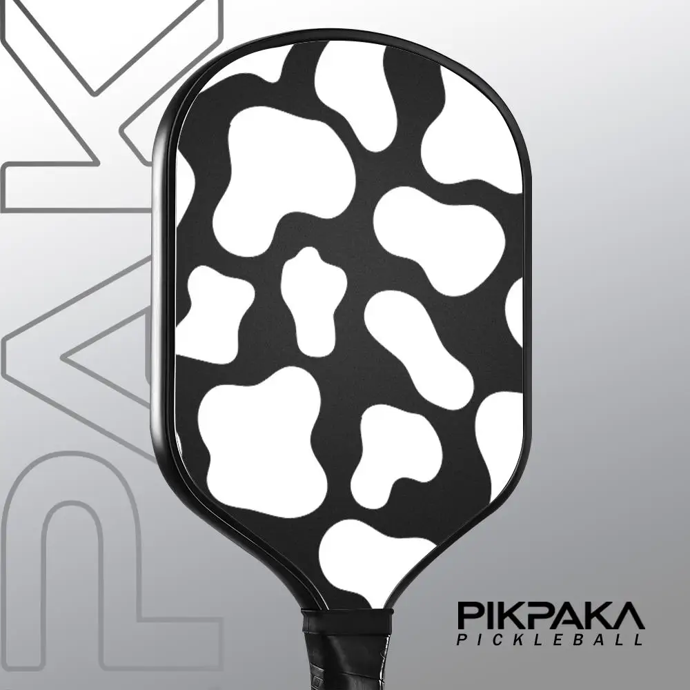 Рисунок 3 - Черное весло для пиклбола из коровьего пьебада T700