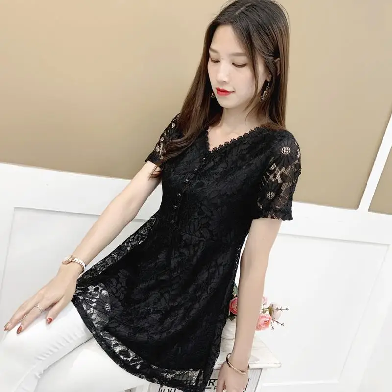 Western-style Lace Mid Length Short Sleeved Shirt for Women's Summer New Loose Slimming Belly Covering Temperament Elegant Top