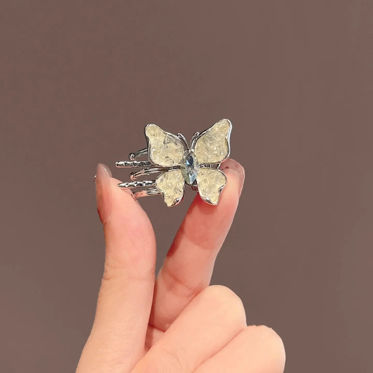 Exquisite Fee Haarnadel Kristall Schmetterling Kleine Haar Clip frauen Pony Seite Clip Legierung Entenschnabel Clip Koreanische Haar Zubehör