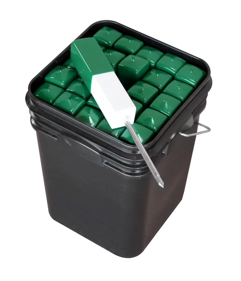 Top of the recycled plastic, directional markings (25 barrel stakes)