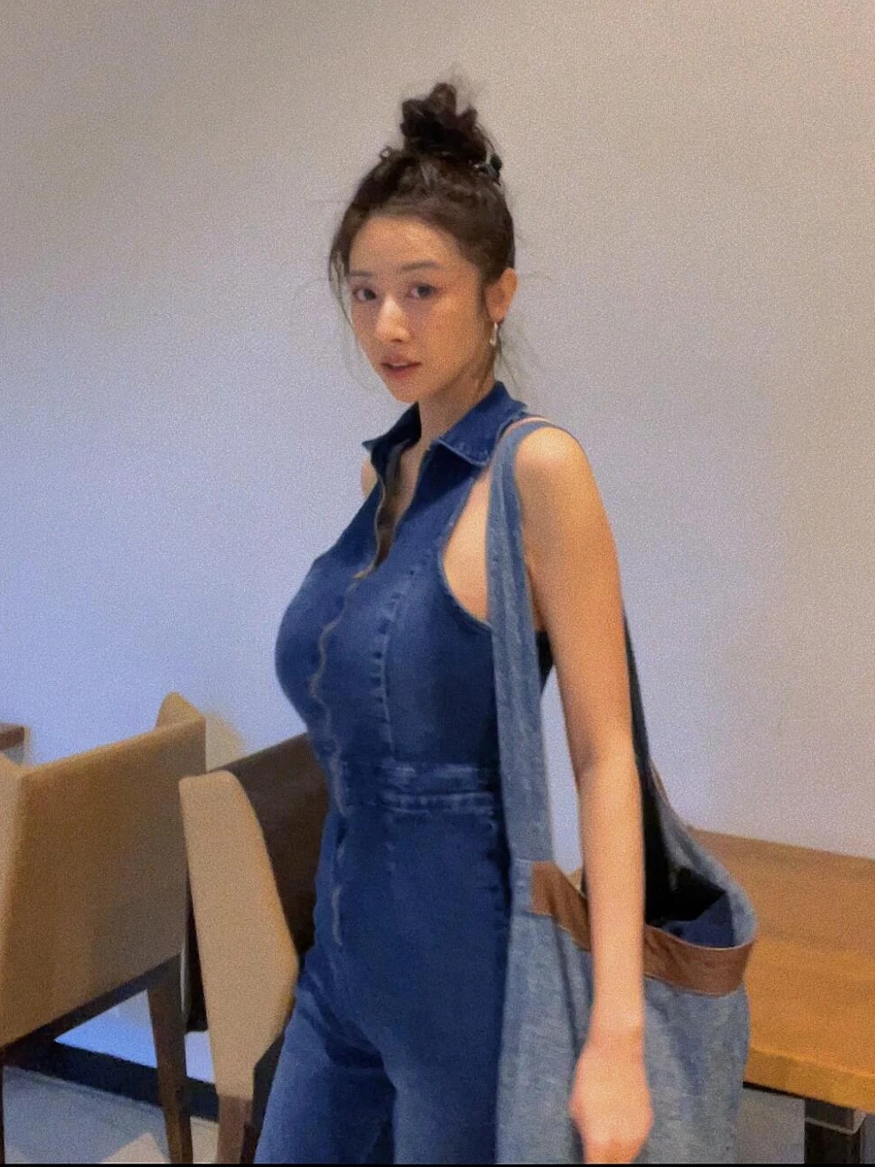 

Джинсовый комбинезон Kardaian Sle с высокой талией, синий, с V-образным вырезом, на молнии, облегающий, с расклешенными брючинами, длинные брюки для женщин