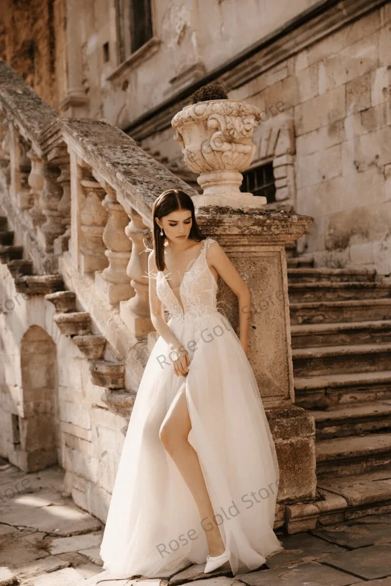 فستان زفاف مثير برقبة على شكل V للنساء على شكل حرف A مطرز بدون أكمام زي العرائس مزين بالخرز حسب الطلب فيستدو دي نوفيا