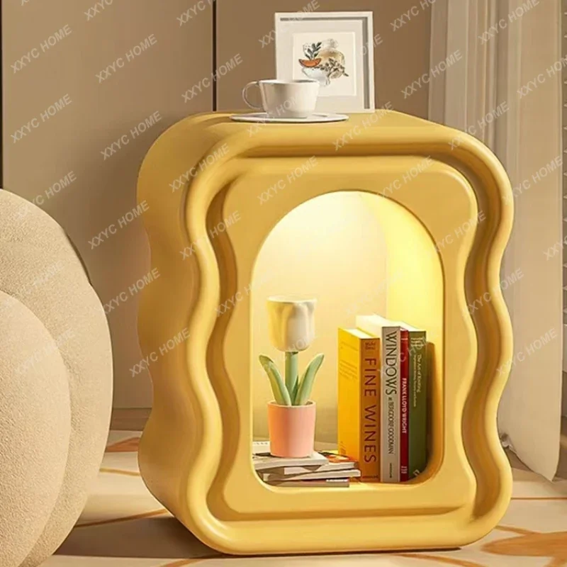 

Cartoon Coffee Table Living Room Sofa Side Table Home Furniture Nordic Art Bedside Table Modern Storage Cabinet Decoration