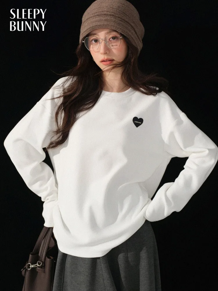 Women Heart Embroidered Soft Sweatshirt Tee Lady Loose Fit Crew Neck Long Sleeve Top Casual Chic Spring Daily Layering Wear