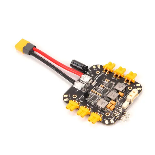 El módulo de alimentación Holybro PM03D compatible con el controlador de vuelo utiliza el monitor de potencia I2C con conectores XT-30 y XT-60 para multirotor