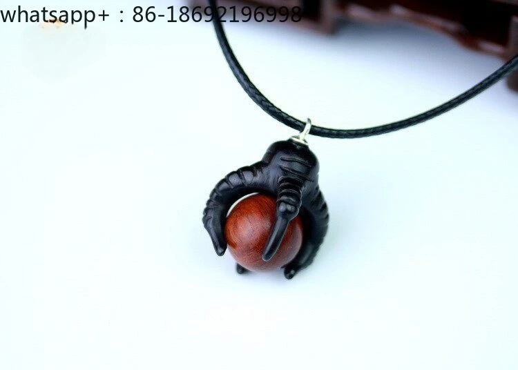 Red Light Sandalwood Carving Dragon Claw Dragon Ball Transfer Live Ball Necklace