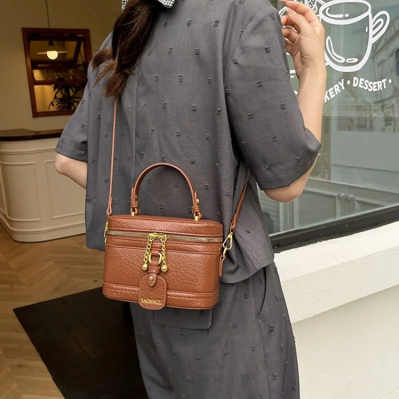 

Минималистичная женская сумка через плечо, маленькая кожаная сумка для телефона и предметов первой необходимости, легкая, практичная