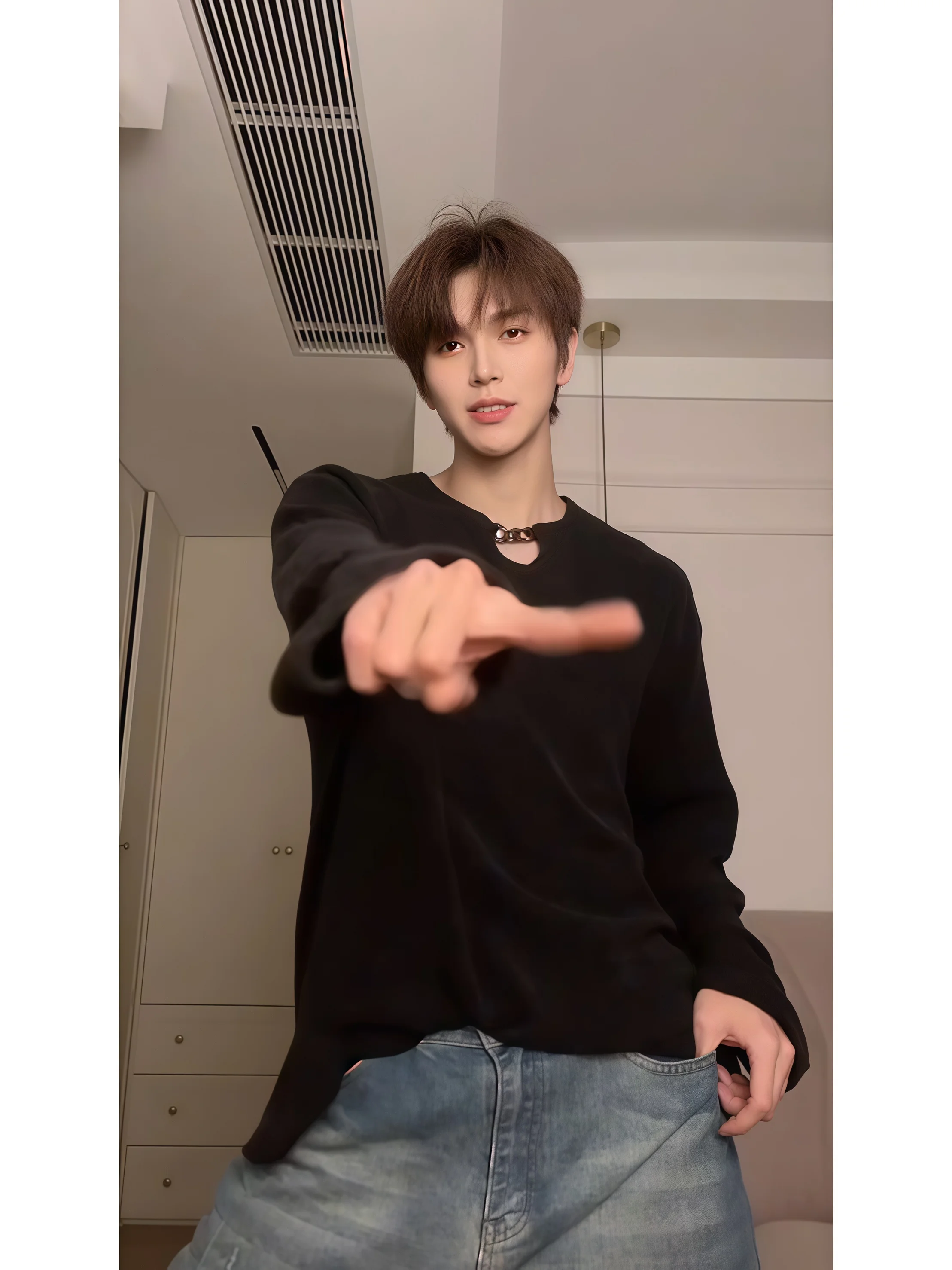 

Мужская футболка с V-образным вырезом и длинным рукавом, дизайнерская модель с цепным узором, весенняя, премиум-класса, Haome Top