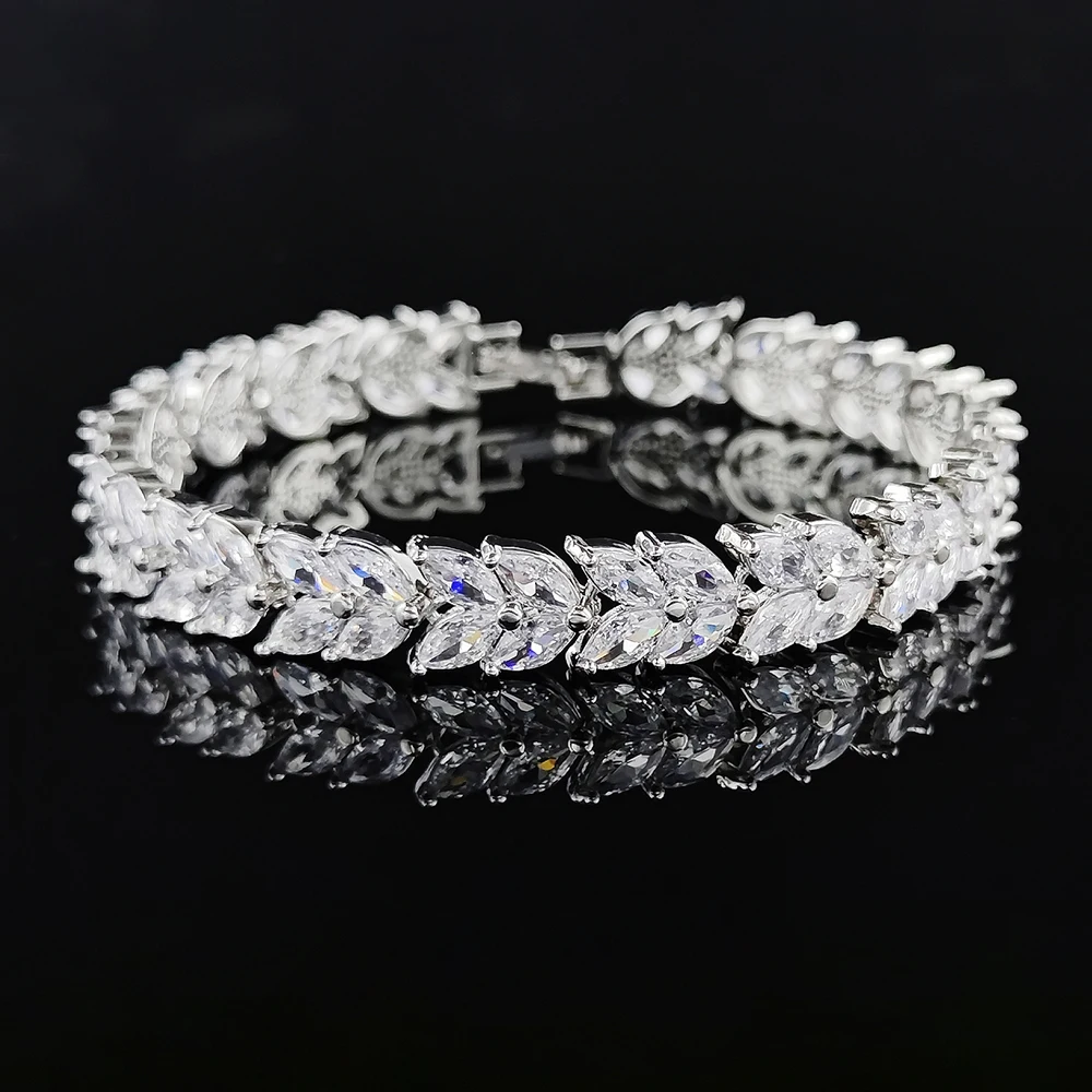 2024 New Luxury Wheat silver color on hand Bracelet Bangle for Women Valentine\'s Day gift Jewelry Wholesale S6924