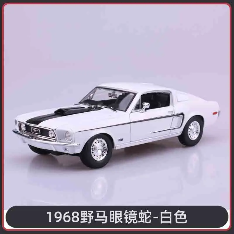 Hot selling 1:18 Ford Mustang GT 1967 muscle car simulation alloy car model boy birthday gift collection toy ornaments