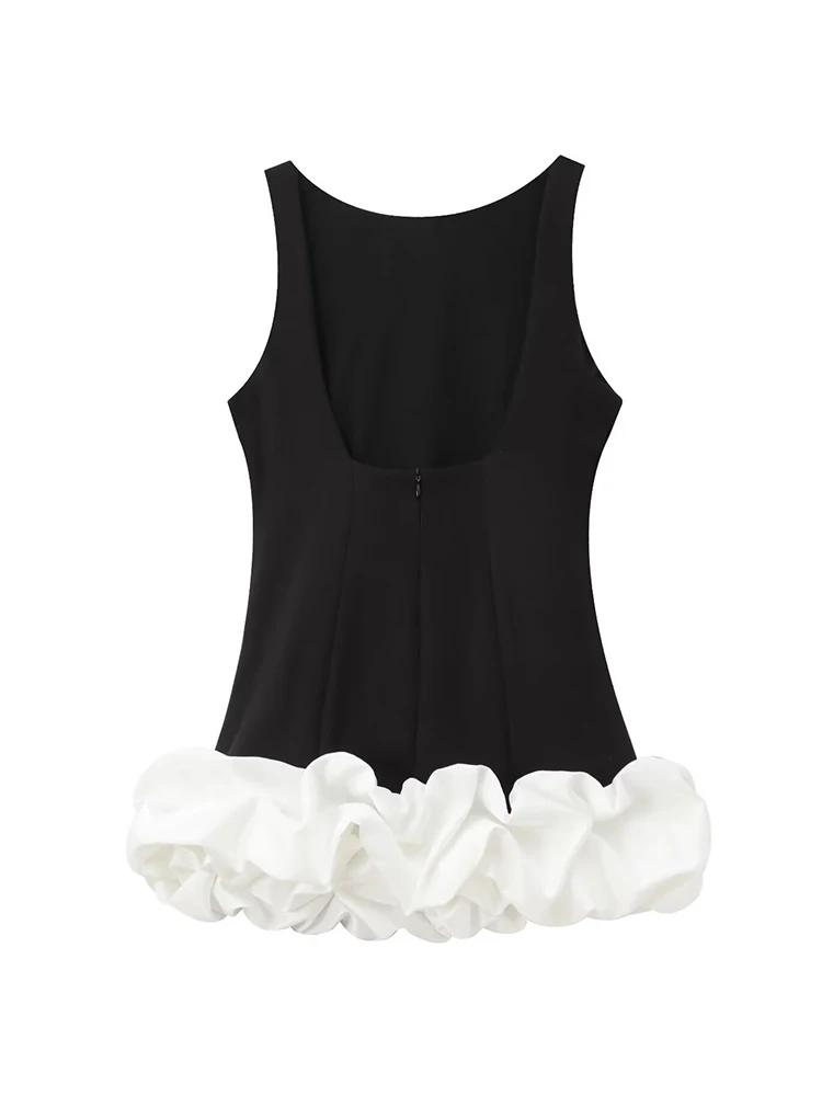 فستان نسائي قصير أنيق من TFMLN فساتين ضيقة بدون أكمام ورقبة دائرية بدون ظهر للسيدات 2025 مكشكشة بطيات للحفلات والنوادي للسيدات