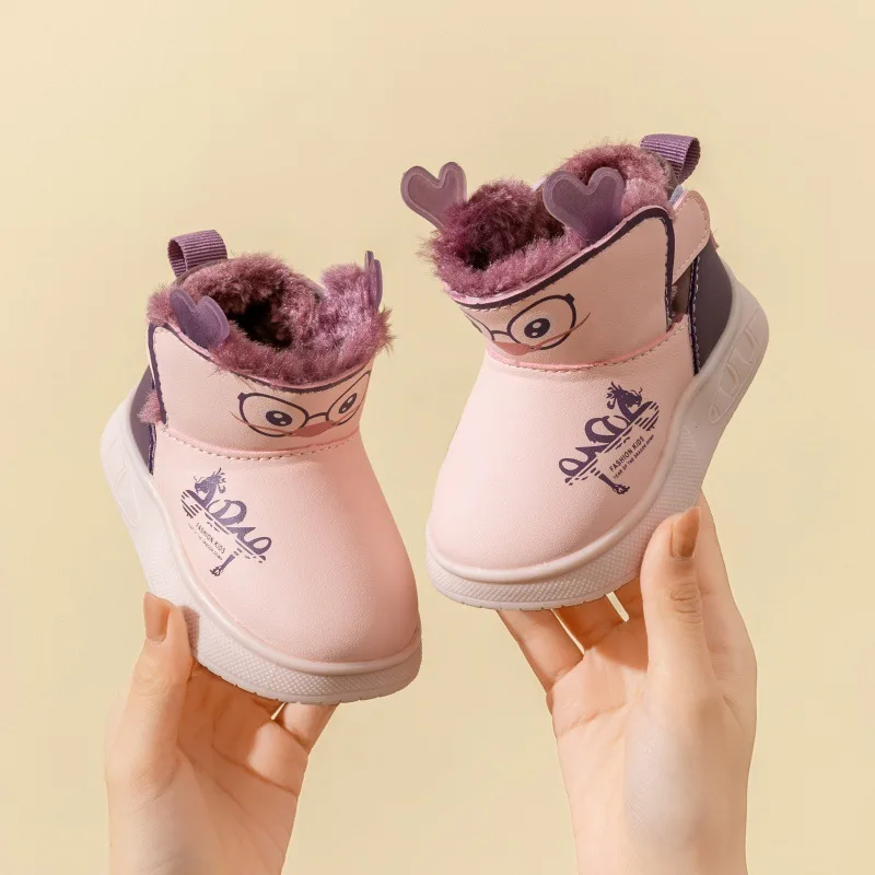 أحذية أطفال كاجوال أحذية الكاحل من جلد البولي يوريثان أحذية شتوية للأولاد مطبوعة مضادة للانزلاق دافئة سميكة القاع كاكي ​   حذاء وردي مقاس 16-25
