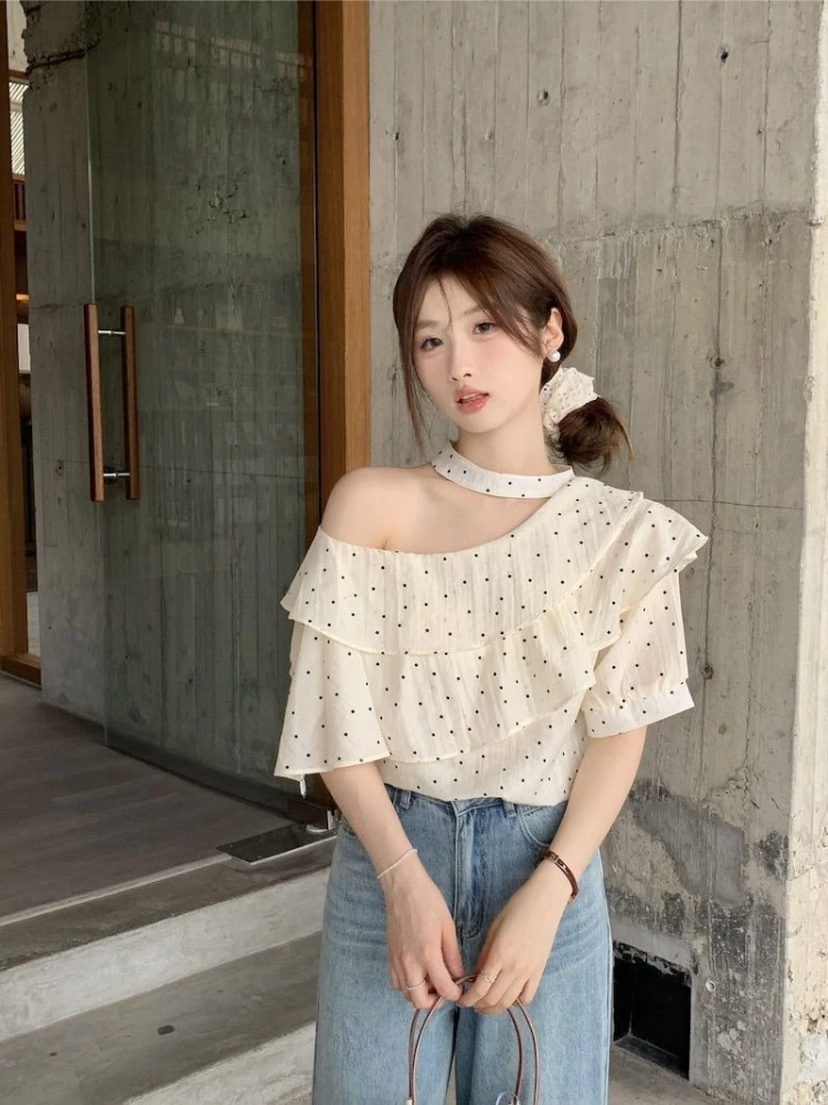 

Summer New Arrival Loose Sweet Women's Polka Dot Off Shoulder Halter Neck Chiffon Blouse Simple Ruffle Elegant Trendy Top