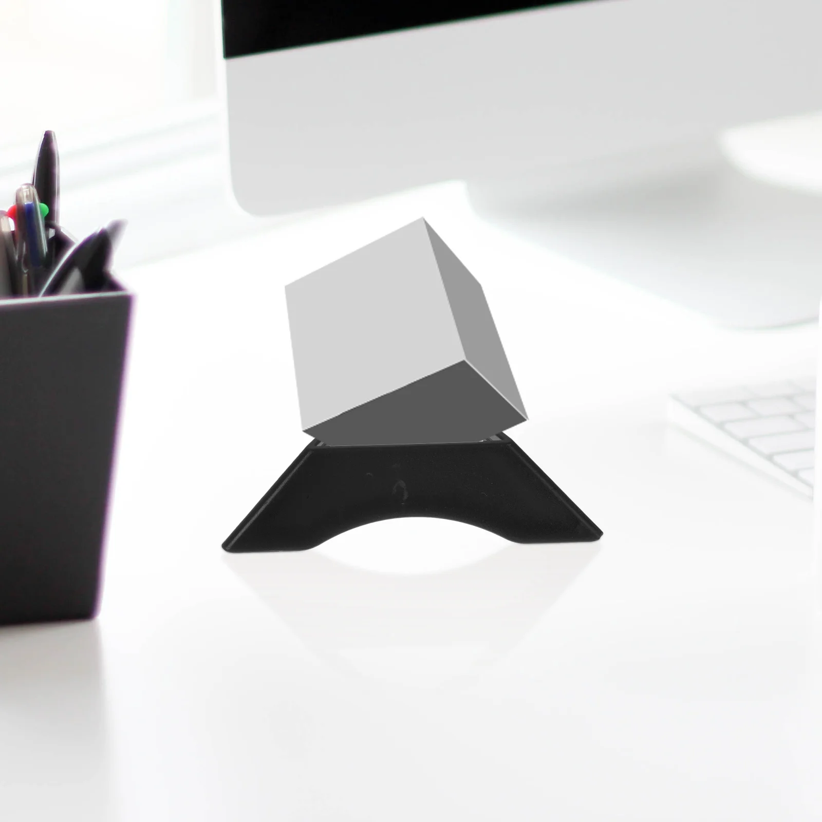 

20Pcs Puzzle Cube Tripod Stand Colorful Triangle Base Plastic Holder Display Support Multiangle Stable Organizer