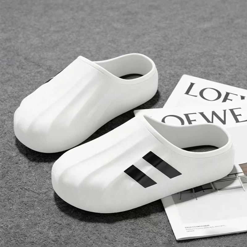 

Sandals for Men Summer Men's Closed-Toe Slip-On Clogs Waterproof Soft Thick Sole Indoor Outdoor Dual Use Breathable Casual Shoes