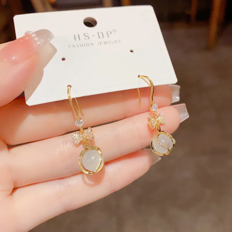 Light Luxury Exquisite Zircon Fashion  Earrings