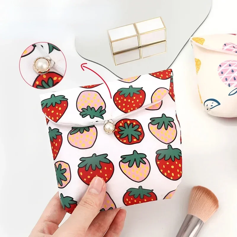 Korean Cute Cartoon Large Capacity Sanitary Napkin Storage Bags Girls Cartoon Physiological Period Tampon Organiser Bag Mini Bag