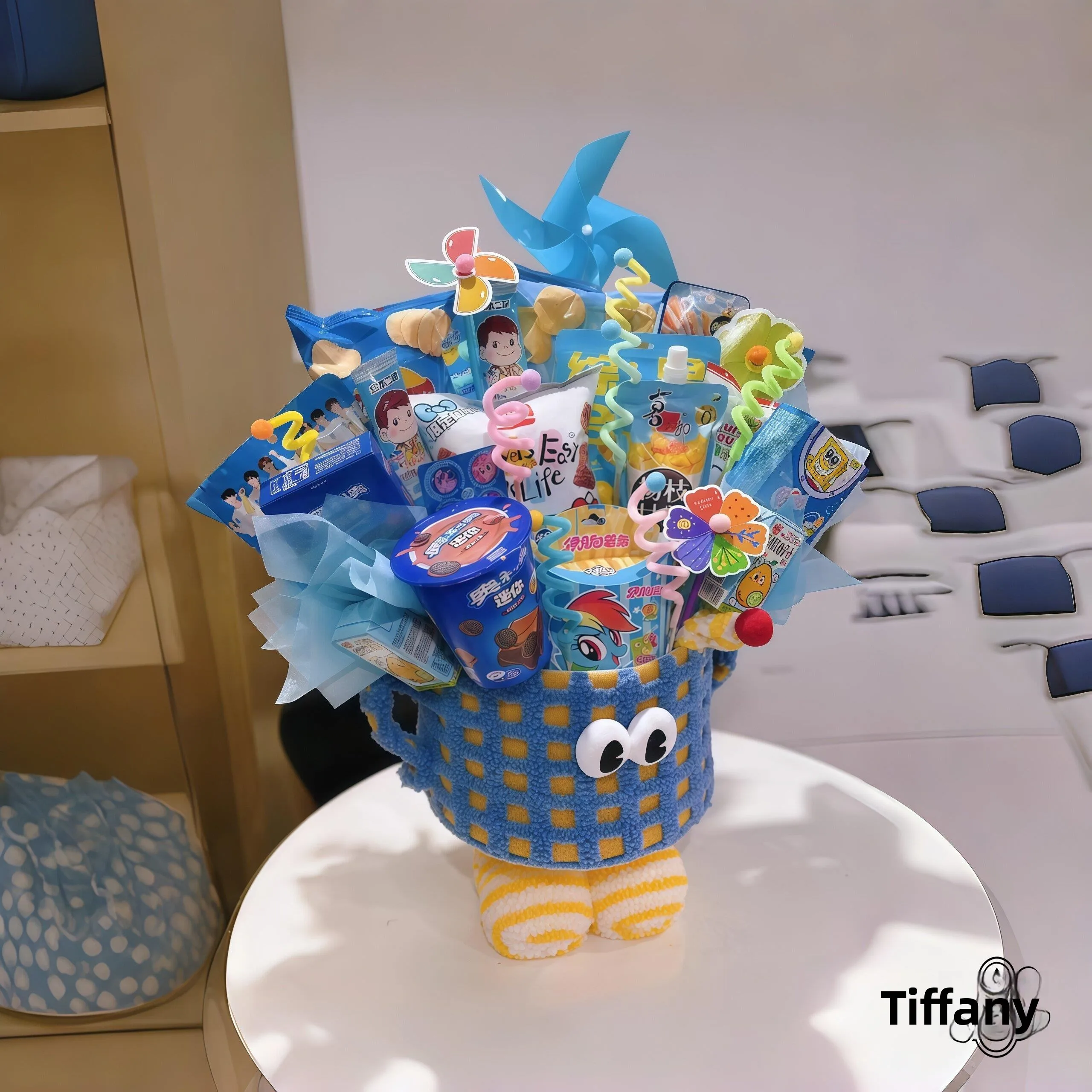

Children's Day Gift Big Foot Little Monster Snack Hug Bucket Flower Bouquet DIY Material Kit Cute Creative Gift Box for Kids
