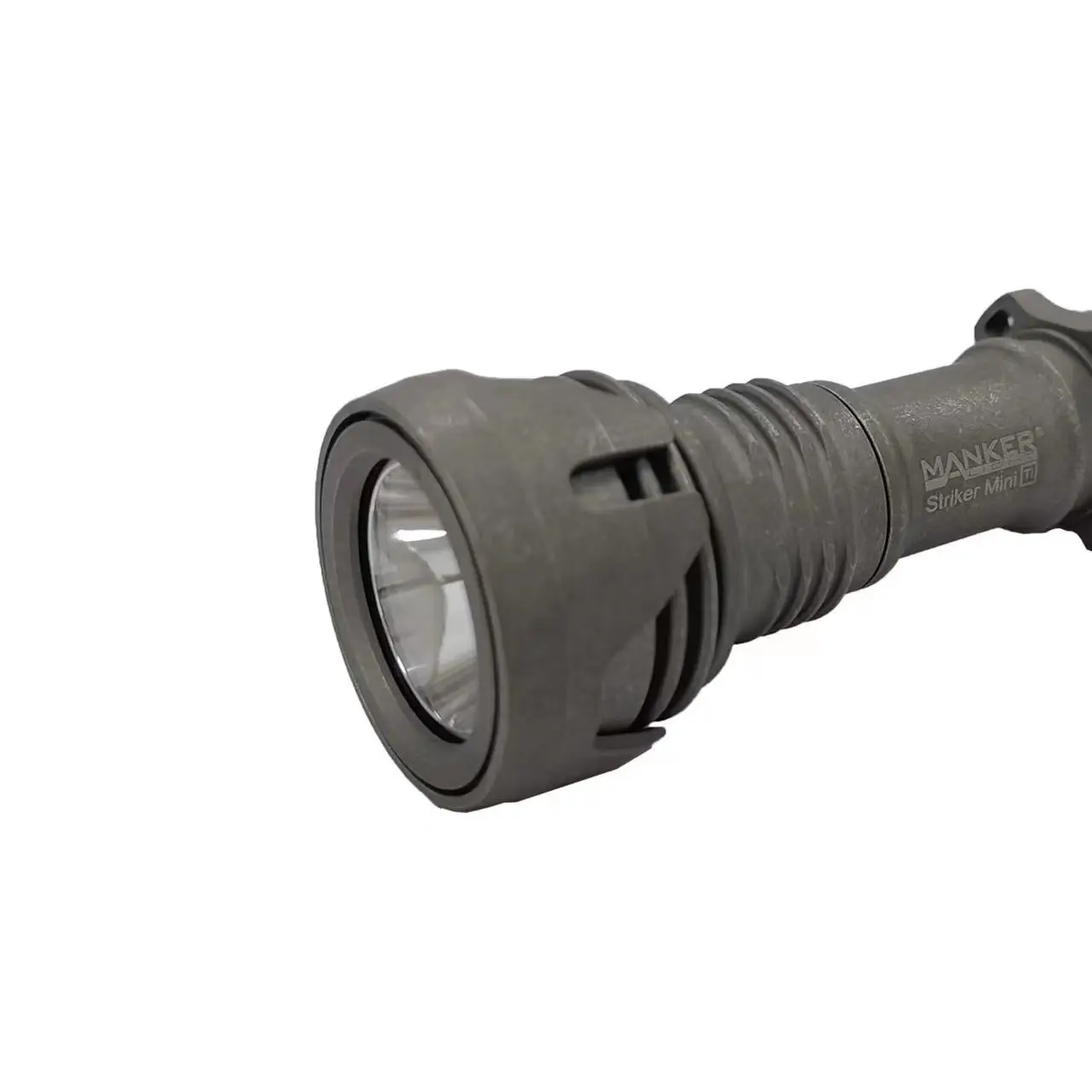 Manker Titanium Pocket Flashlight Striker Mini 635 Lumen 430 Meter AA 14500 Battery Tactical Small Torch