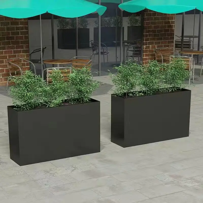 &Outdoor Wrought-Iron Flower Beds Partition Planters Commercial Street Railings Customizable Outdoor Furniture Dining Store