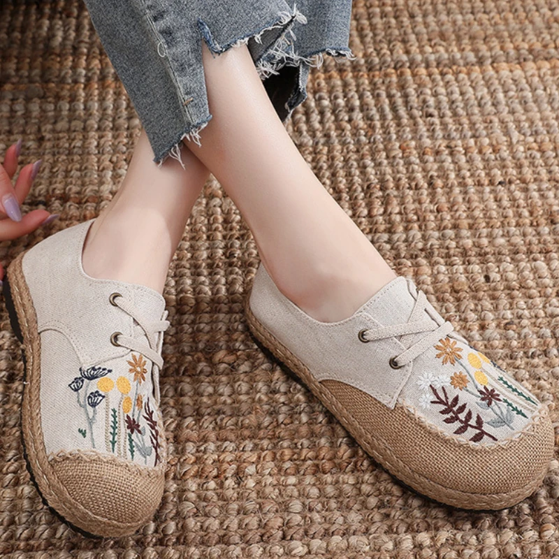 Handmade Embroidered Flowers Flats Spring Autumn Ethnic Style Women\'s Soft Soles Lace-up Lightweight Shoes Zapatos Planos Mujer