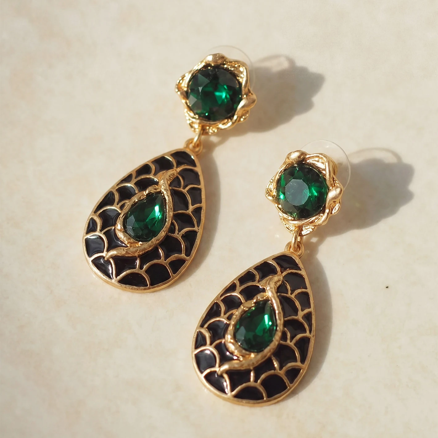 Europe America Vintage Colored Gemstone Ear Clip Earrings Woman Top Quality Luxury Designer Jewelry