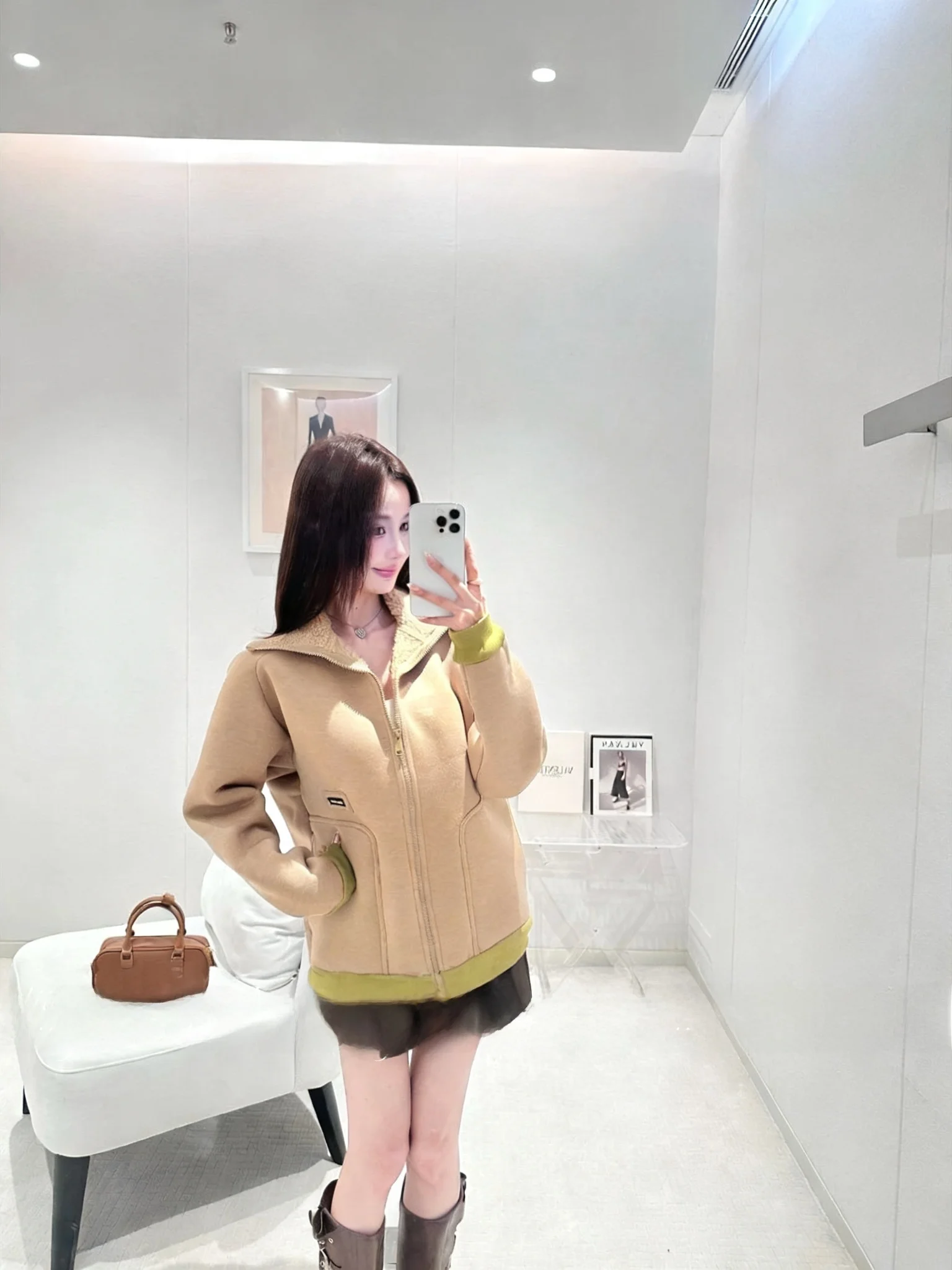 

Утепленная куртка-пальто из овечьей шерсти в стиле ретро, свободного кроя, с высоким воротником, на молнии, для осени и зимы...