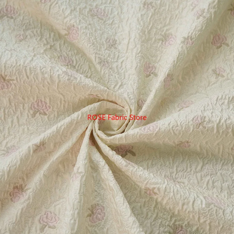 

1-метровая маленькая рельефная плиссированная изысканная жаккардовая ткань с цветочным принтом, женская сумка для одежды, декоративная швейная ткань