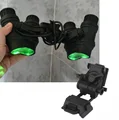 green light-bracket