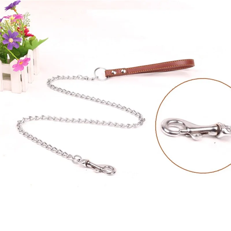 ทนทาน Anti-Bite โลหะสุนัข CHAIN สําหรับสุนัขขนาดกลางขนาดเล็ก CHAIN Leash Handle Leads PU หนังเหล็กโซ่สัตว์เลี้ยงอุปกรณ์เสริม